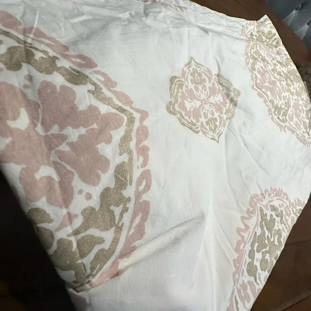 Pottery Barn Dorm Gold Pink Medallion Duvet Cover Twin